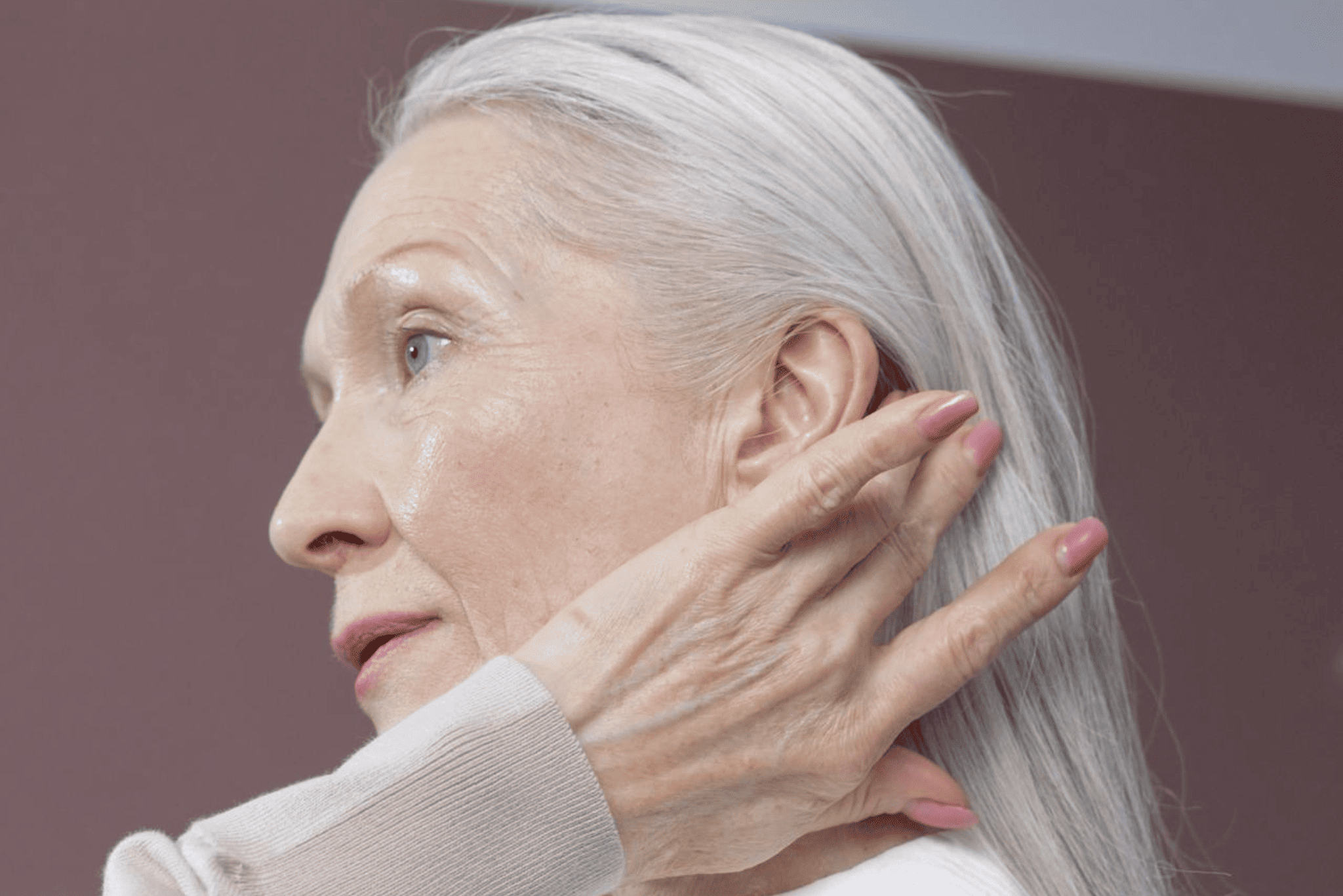 óleos essenciais para pele envelhecida mulher perfil